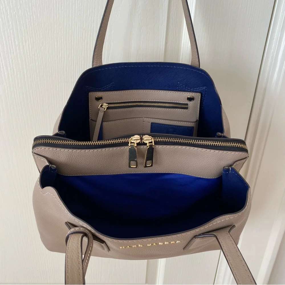Marc Jacobs Taupe Leather Shoulder Bag with Gold Hardware